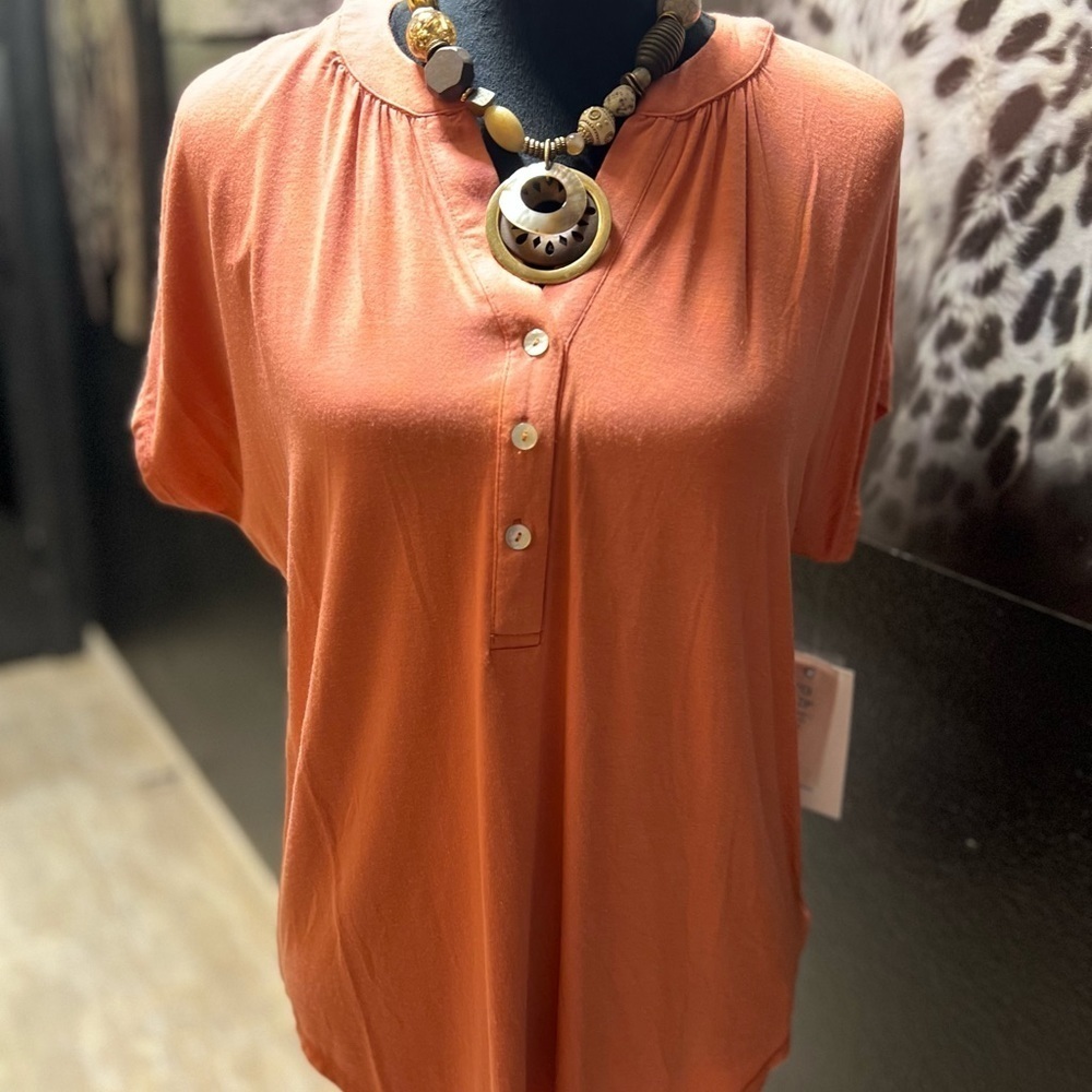 🧡NWT-PHILOSOPHY BURNT ORANGE SUPER CUTE BLOUSE SZ M🧡🧡 - Picture 8 of 9